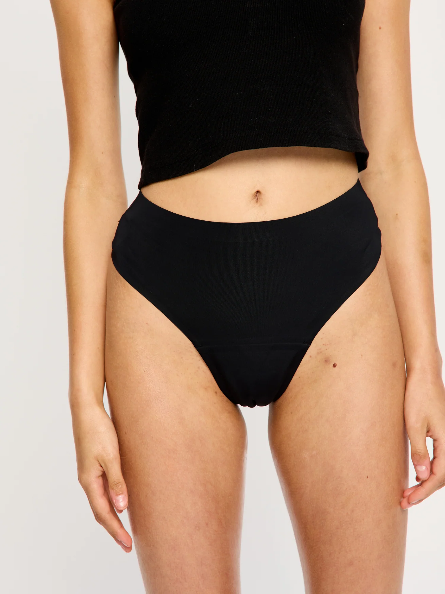 Modicomfort Seamless Hi Waist Cheeky Moderate Black - Image 5